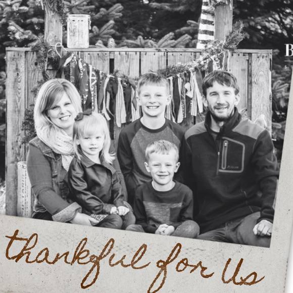 Meet your Posher, Jennifer - Picture 1 of 1